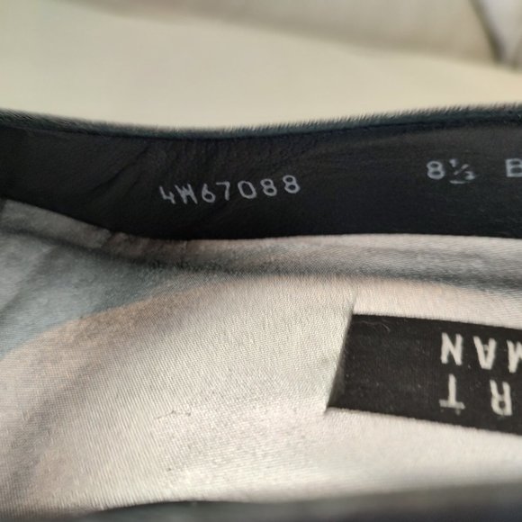 Stuart Weitzman silver grey metallic evening pumps. 2.5" heel. Size 8.5 - Picture 2 of 7